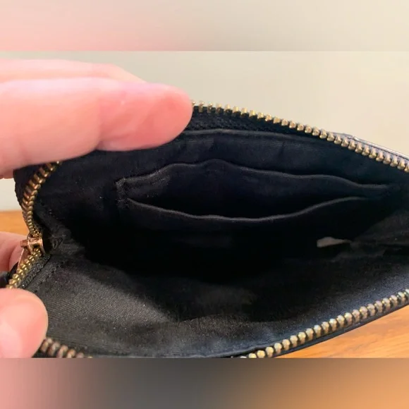 EUC Coach Corner Zip Wristlet in Signature Canvas - Picture 3 of 4